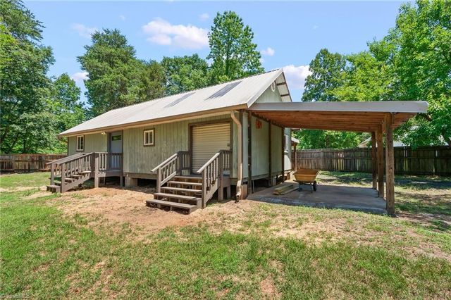 6417 Cape Wedgewood Circle, Browns Summit, NC 27214