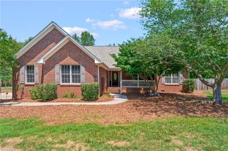 6417 Cape Wedgewood Circle, Browns Summit, NC 27214