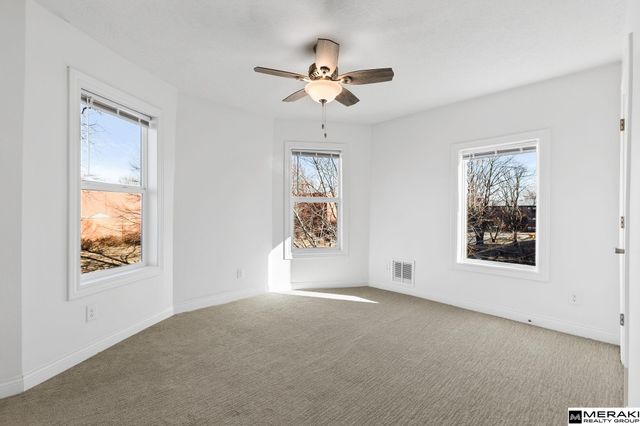 4809 Cass Street, Omaha, NE 68132