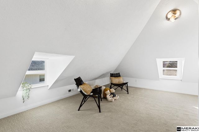 4809 Cass Street, Omaha, NE 68132