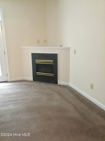5813 Wrightsville Avenue Apt 122, Wilmington, NC 28403