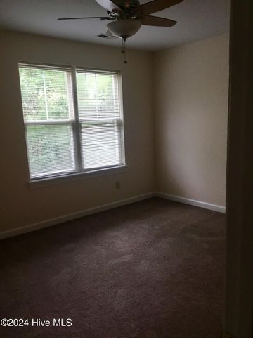 5813 Wrightsville Avenue Apt 122, Wilmington, NC 28403