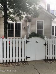 5813 Wrightsville Avenue Apt 122, Wilmington, NC 28403