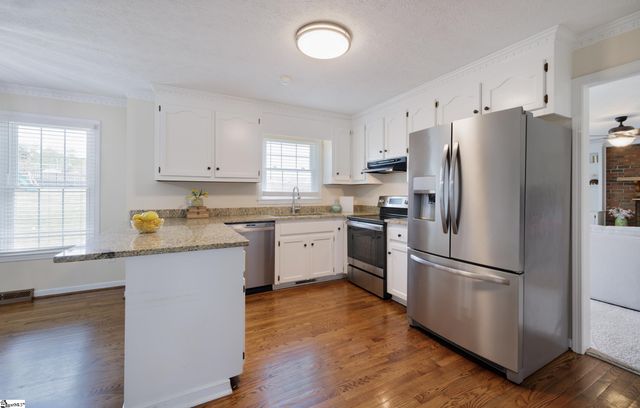 219 E Thistle Lane, Greenville, SC 29615