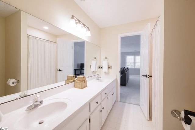 219 E Thistle Lane, Greenville, SC 29615