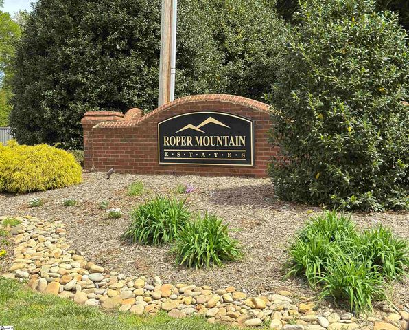 219 E Thistle Lane, Greenville, SC 29615