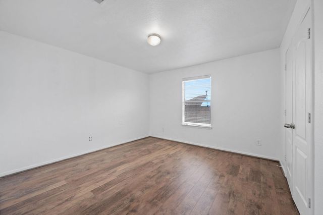 4614 Pin Oak, Kingwood, TX 77345