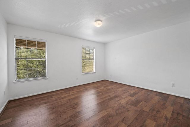 4614 Pin Oak, Kingwood, TX 77345