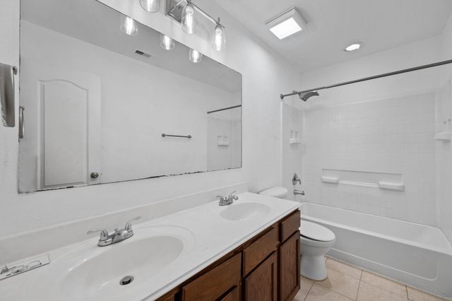 4614 Pin Oak, Kingwood, TX 77345