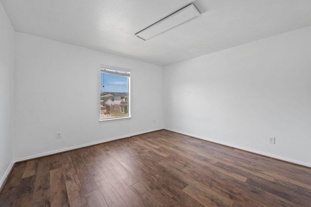 4614 Pin Oak, Kingwood, TX 77345