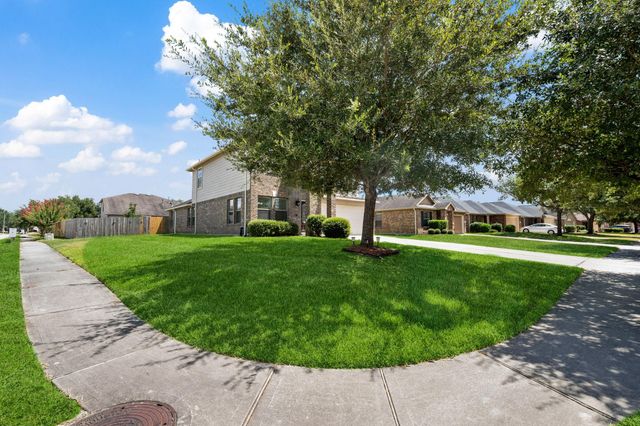 4614 Pin Oak, Kingwood, TX 77345