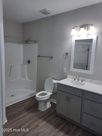 211 Briarcliff Court, Kinston, NC 28501