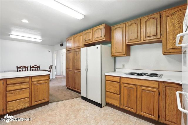 275 S Hoyt Street, Anchorage, AK 99508