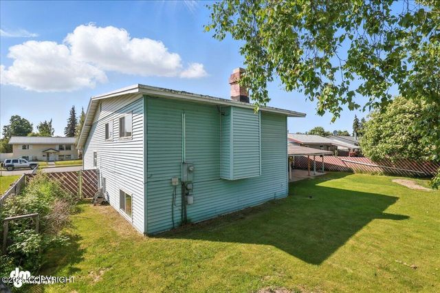 275 S Hoyt Street, Anchorage, AK 99508
