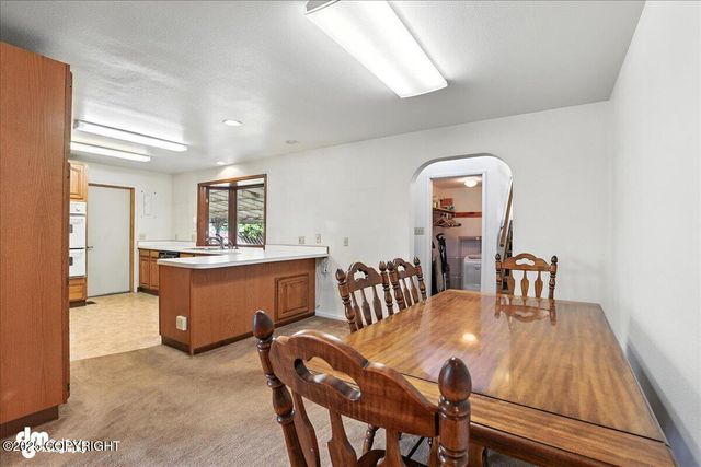 275 S Hoyt Street, Anchorage, AK 99508