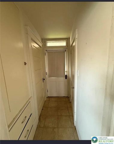 102 North 4th Street 1st floor, Emmaus Boro, PA 18049