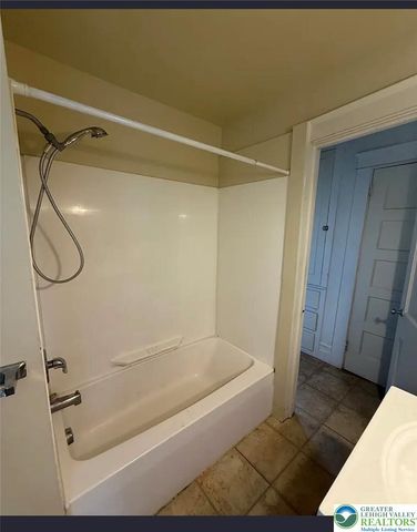 102 North 4th Street 1st floor, Emmaus Boro, PA 18049