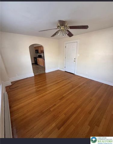 102 North 4th Street 1st floor, Emmaus Boro, PA 18049