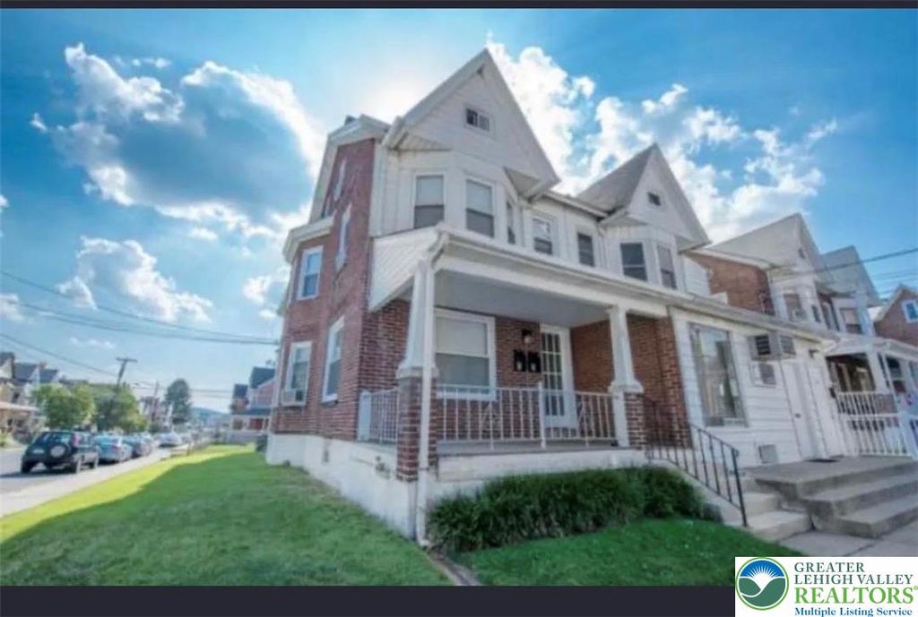 102 North 4th Street 1st floor, Emmaus Boro, PA 18049
