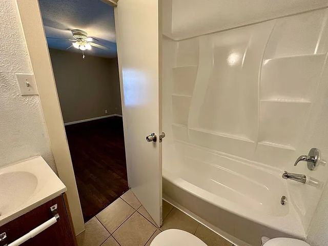 6205 Saint Moritz Avenue, Dallas, TX 75214