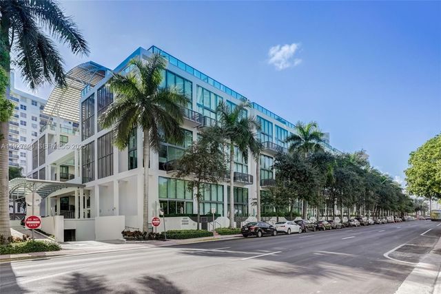 6000 Collins Ave 306, Miami Beach, FL 33140
