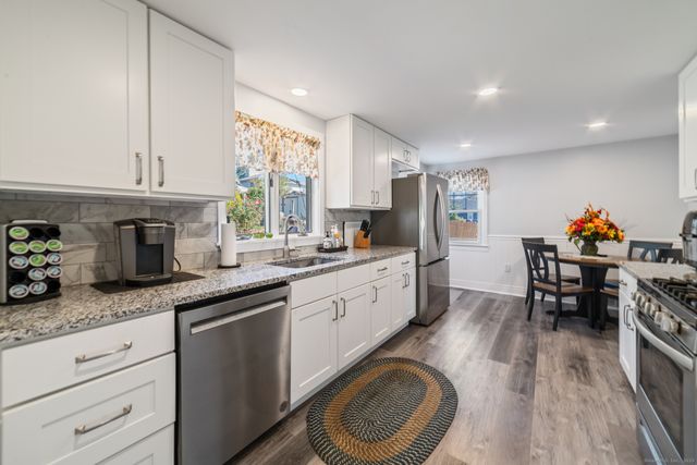 15 Summit Road, Naugatuck, CT 06770