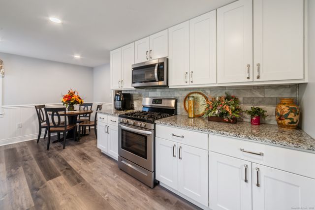 15 Summit Road, Naugatuck, CT 06770