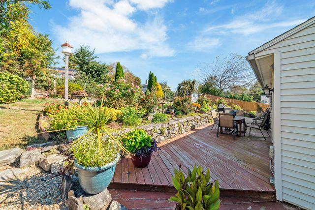 15 Summit Road, Naugatuck, CT 06770