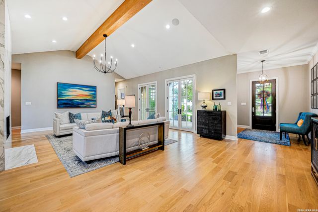 605 Morningside, Terrell Hills, TX 78209