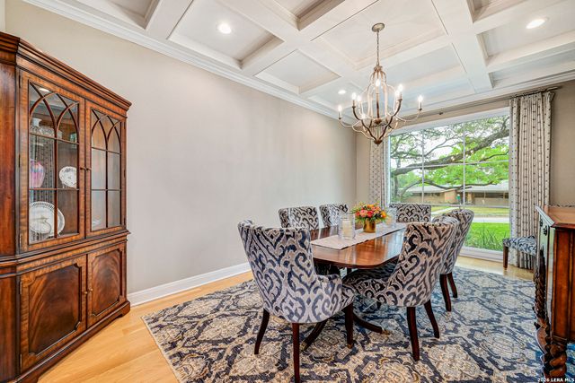 605 Morningside, Terrell Hills, TX 78209