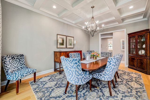 605 Morningside, Terrell Hills, TX 78209