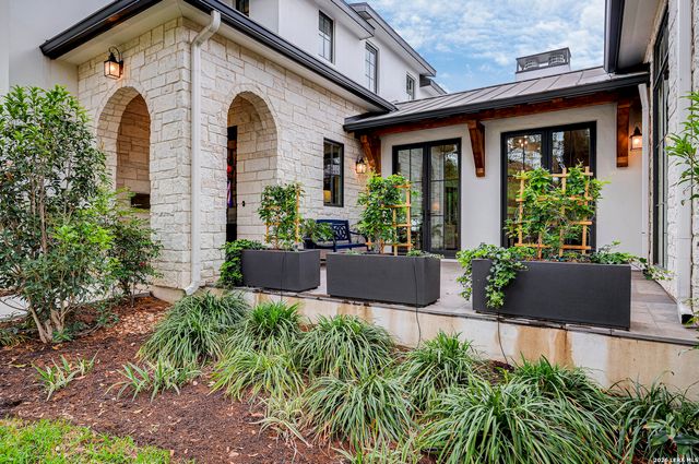 605 Morningside, Terrell Hills, TX 78209