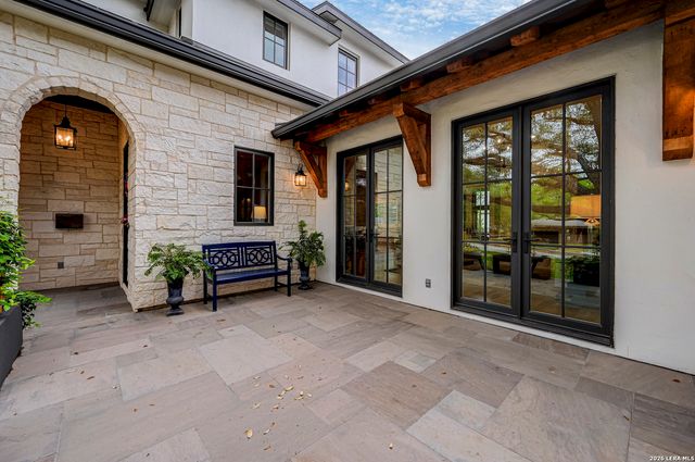 605 Morningside, Terrell Hills, TX 78209