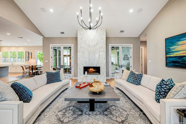 605 Morningside, Terrell Hills, TX 78209