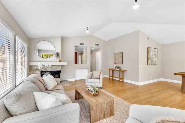28 Alicante, Aliso Viejo, CA 92656