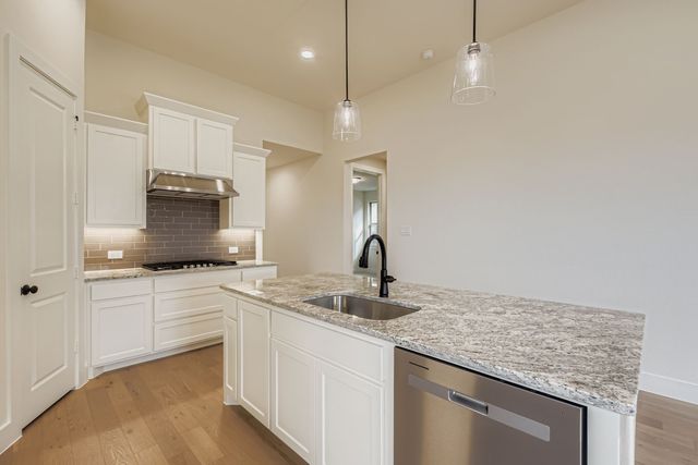 838 Stone Grove Road, Lavon, TX 75166