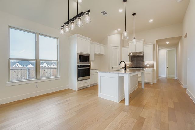 838 Stone Grove Road, Lavon, TX 75166