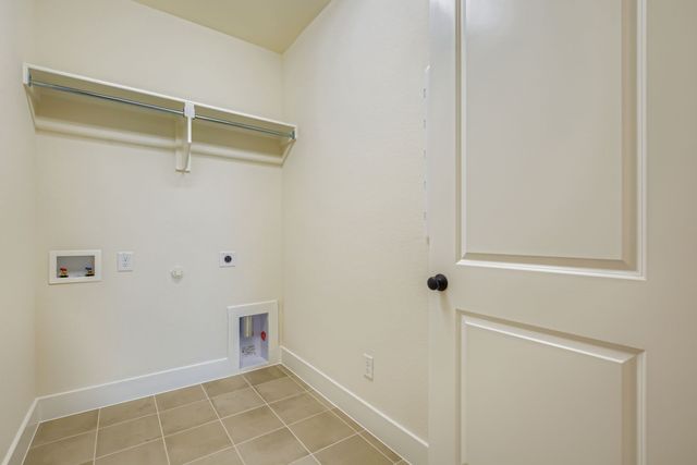 838 Stone Grove Road, Lavon, TX 75166