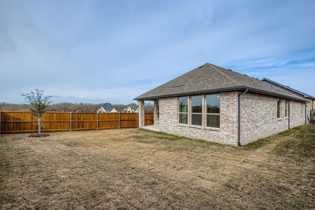 838 Stone Grove Road, Lavon, TX 75166