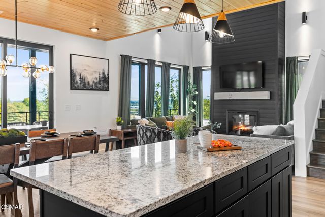 519 New Venture Way, Sevierville, TN 37876