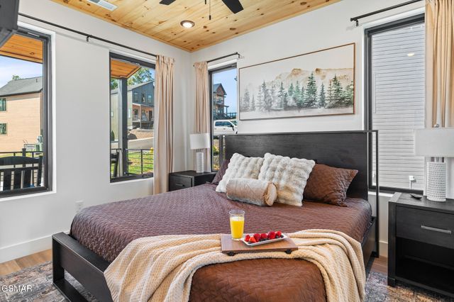 519 New Venture Way, Sevierville, TN 37876