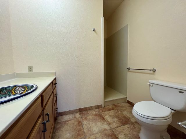 333 County Road 497, Taylor, TX 76574