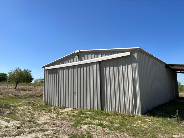 333 County Road 497, Taylor, TX 76574