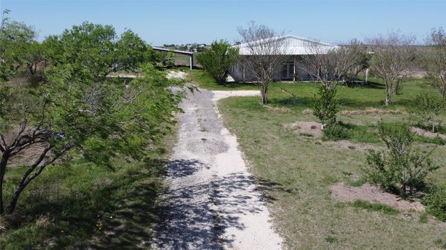 333 County Road 497, Taylor, TX 76574