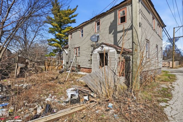 122 W 150th Street, Harvey, IL 60426