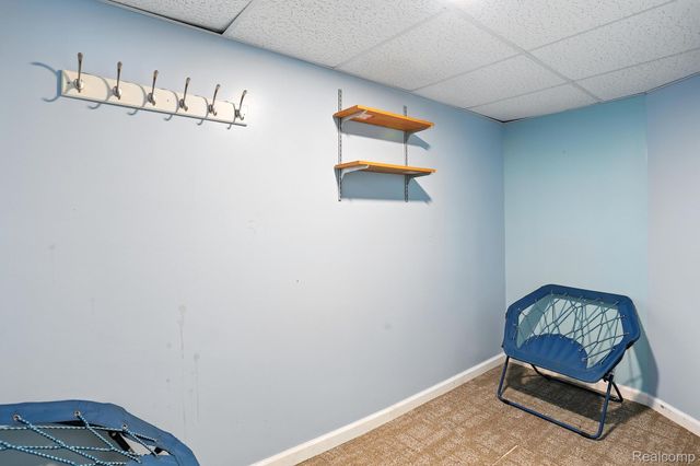 18260 Spring Court N, Fraser, MI 48026