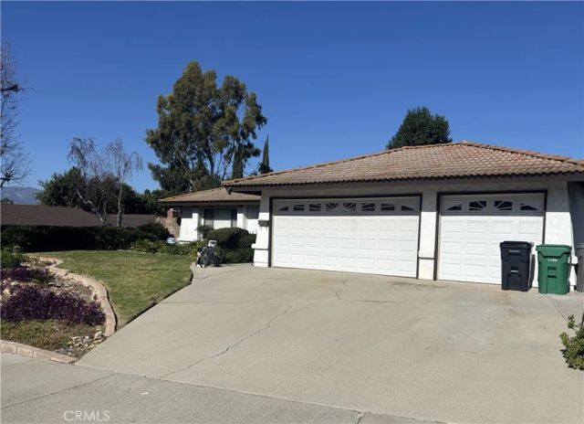 1319 Paseo Encinas, San Dimas, CA 91773
