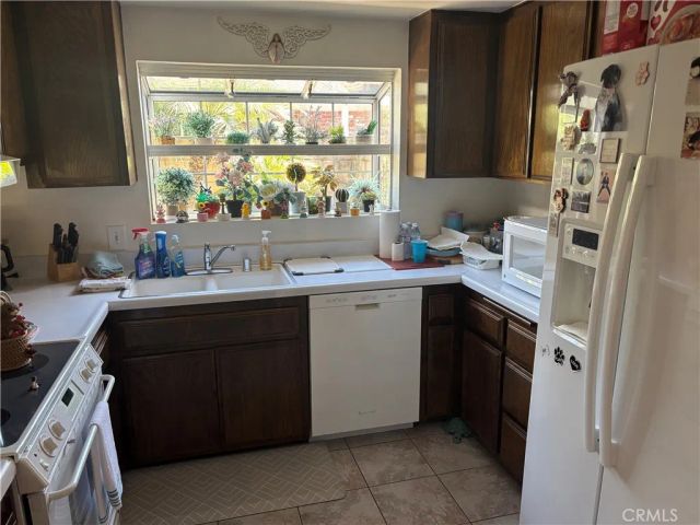 1319 Paseo Encinas, San Dimas, CA 91773