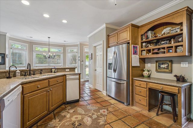 3350 WINNERS CIR, Germantown, TN 38138