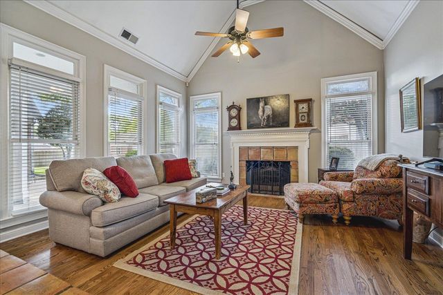 3350 WINNERS CIR, Germantown, TN 38138